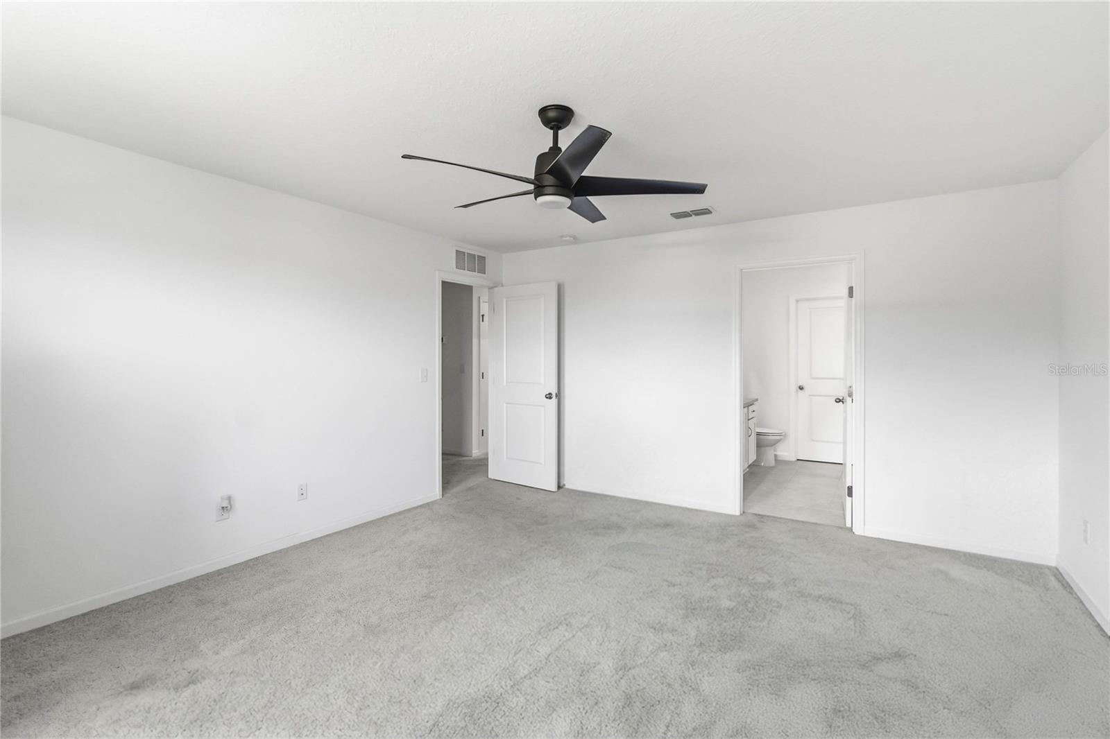1457 Dalkeith Cv Property Photo 9