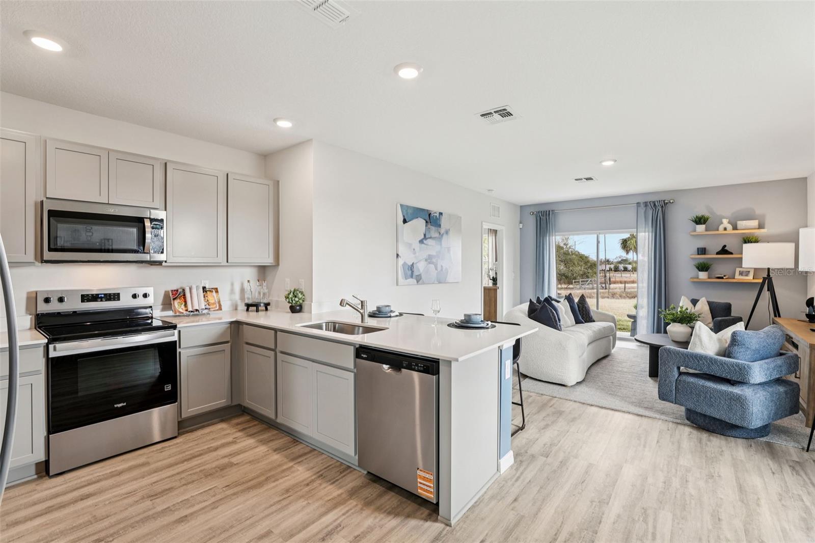 5576 Taverna Loop Property Photo 8