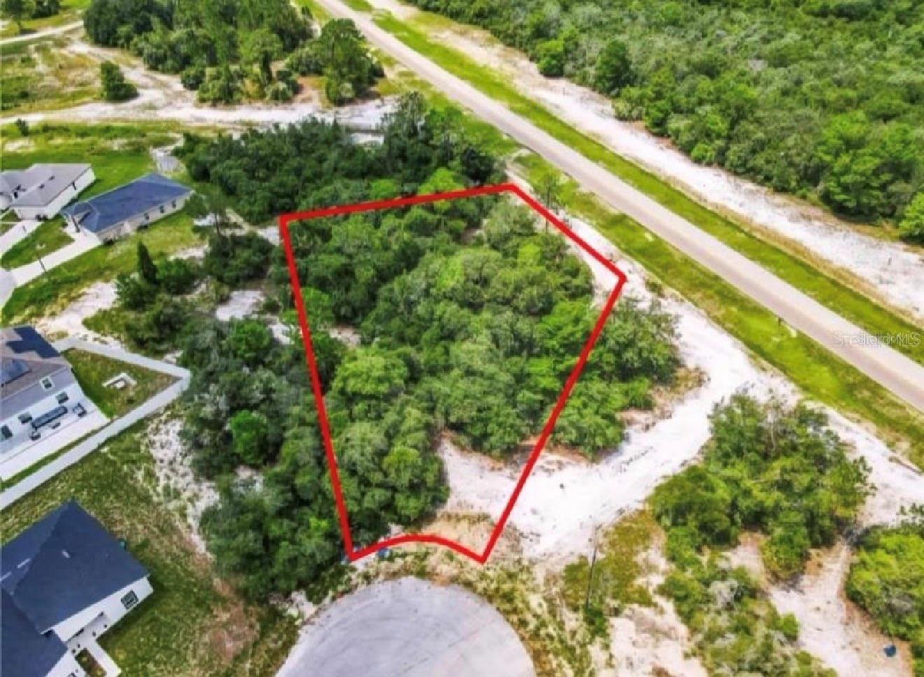 612 Amazon Pl Property Photo 2