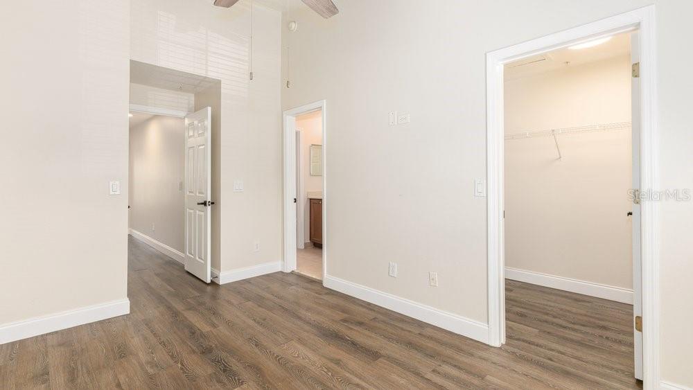 10020 Regent Park Dr #2405 Property Photo 12