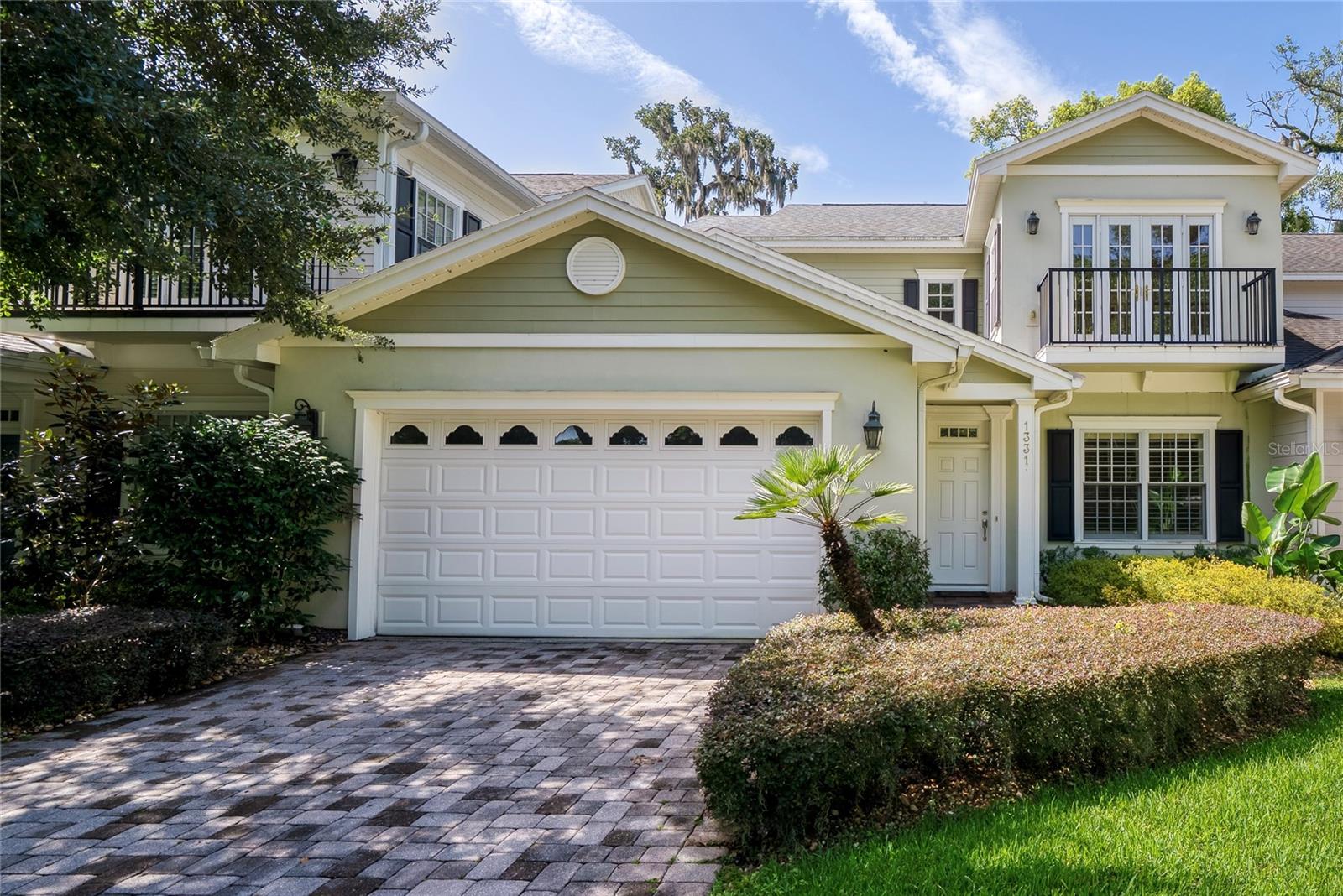 1331 Country Club Oaks Cir Property Photo 1