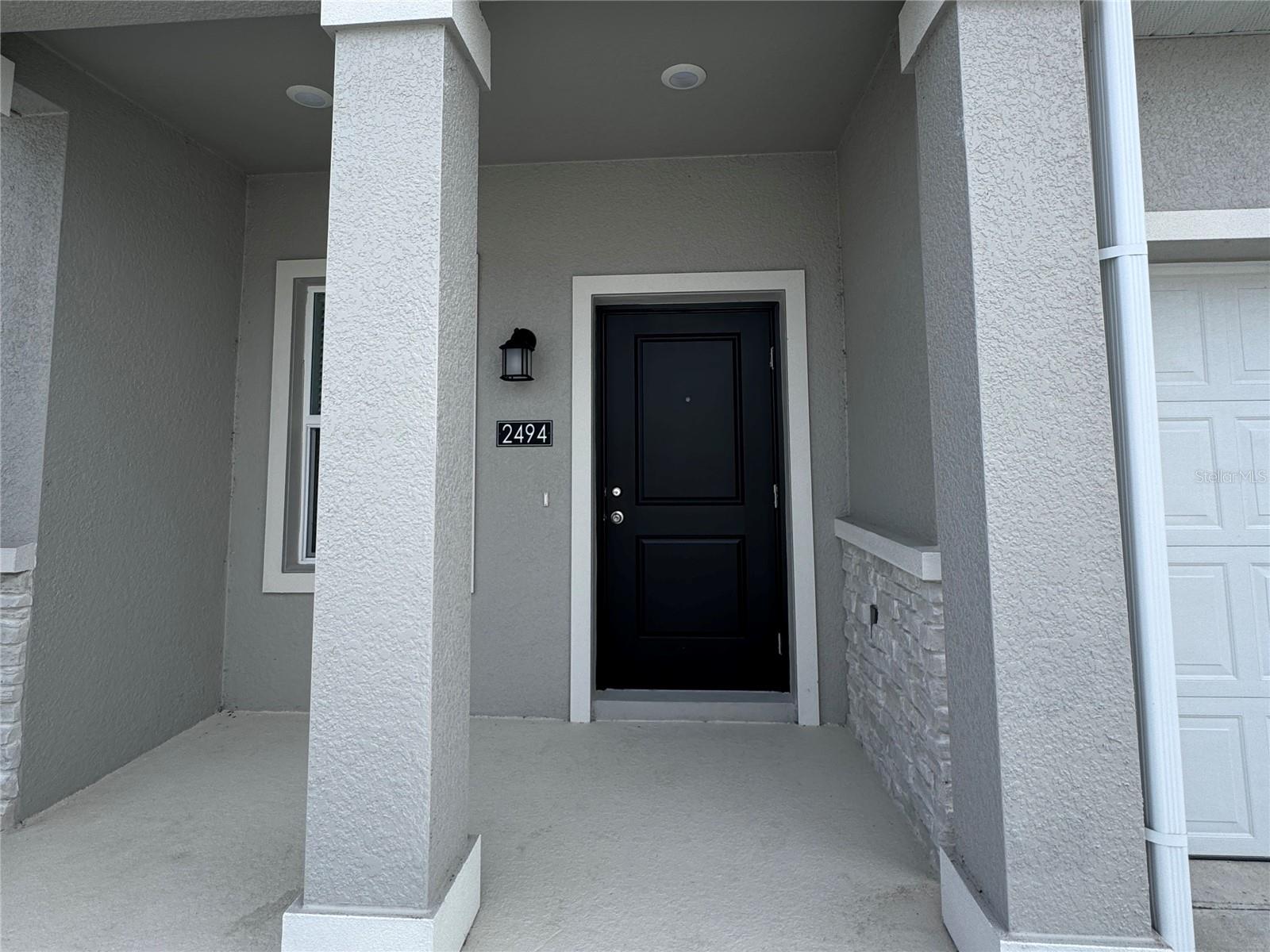 2494 Skyline Loop Property Photo 3