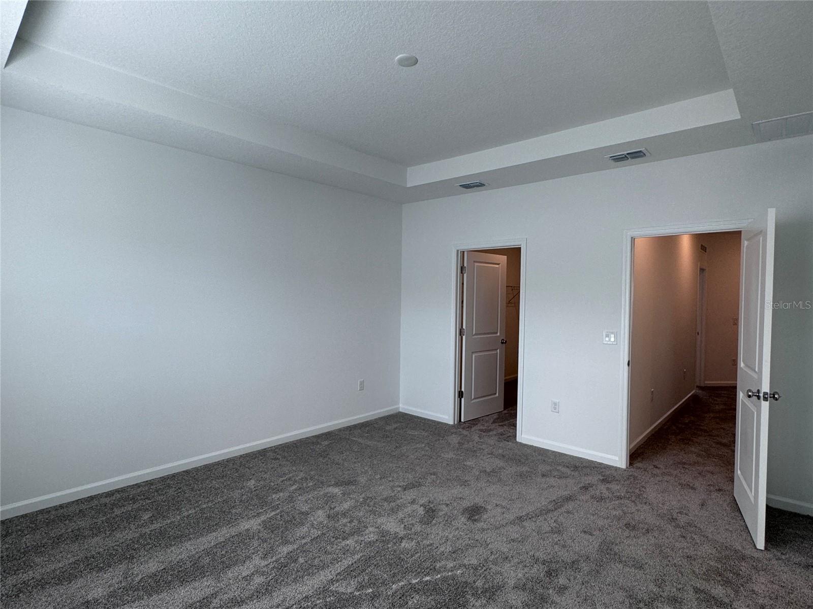 2494 Skyline Loop Property Photo 12