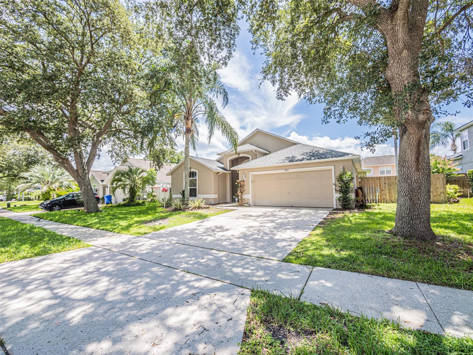 2843 Strand Cir Property Photo 4