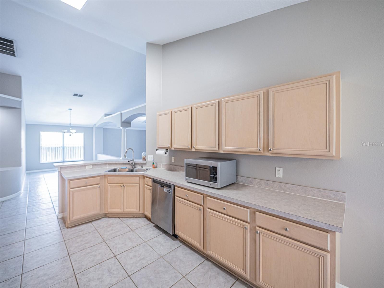 2843 Strand Cir Property Photo 11