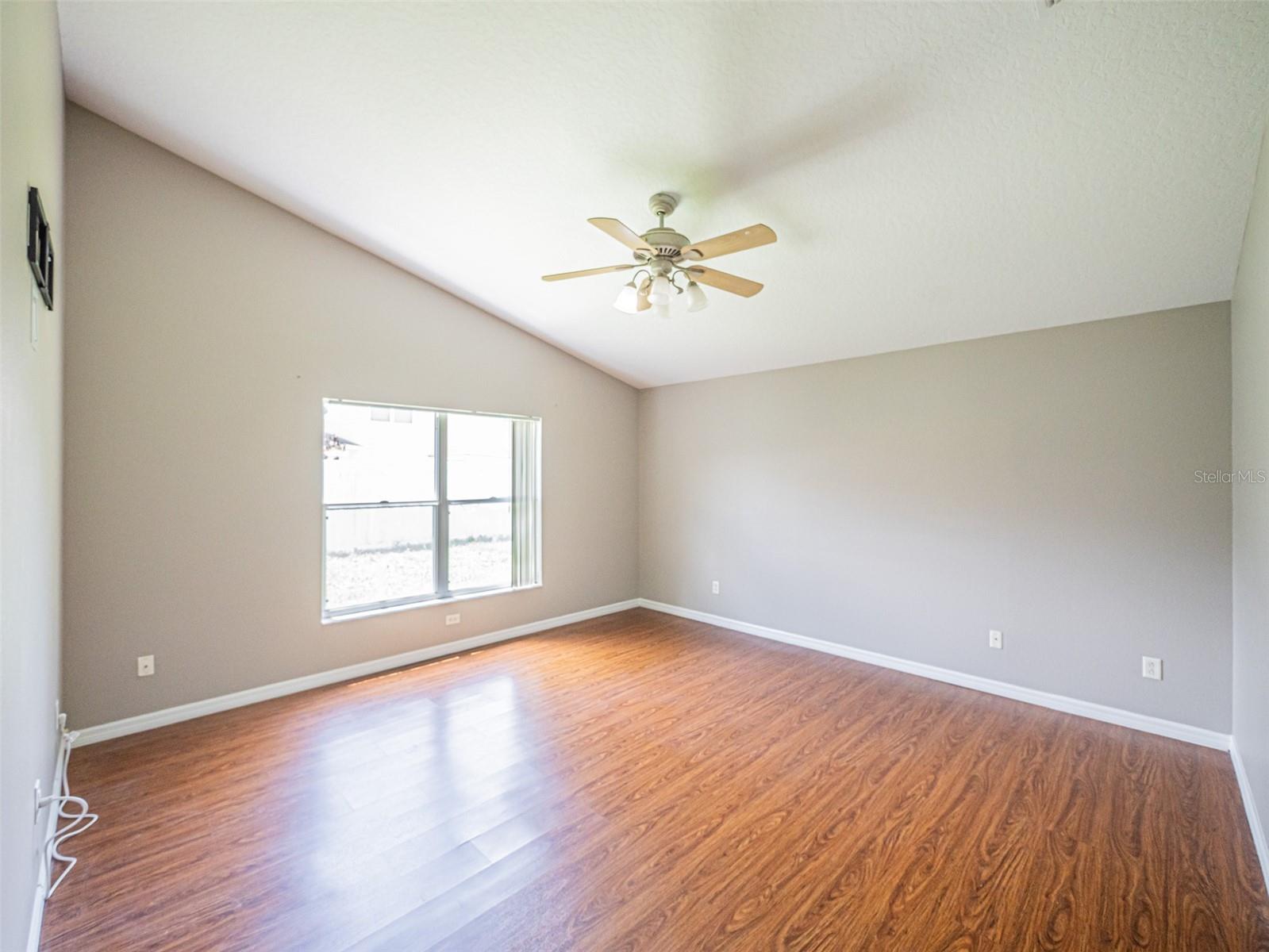 2843 Strand Cir Property Photo 21
