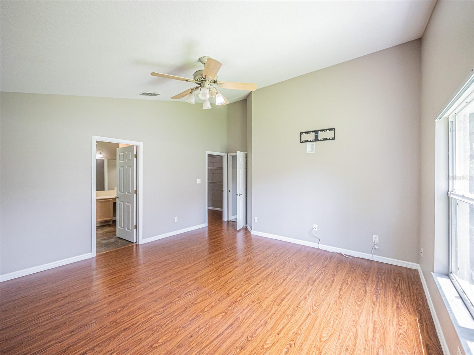 2843 Strand Cir Property Photo 24