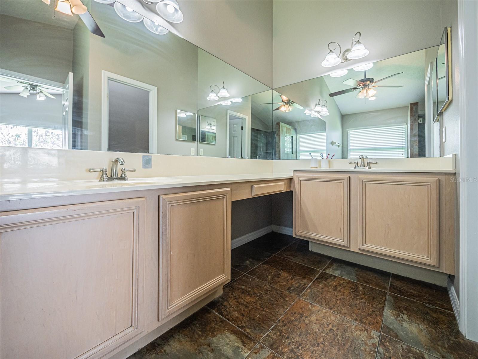 2843 Strand Cir Property Photo 25