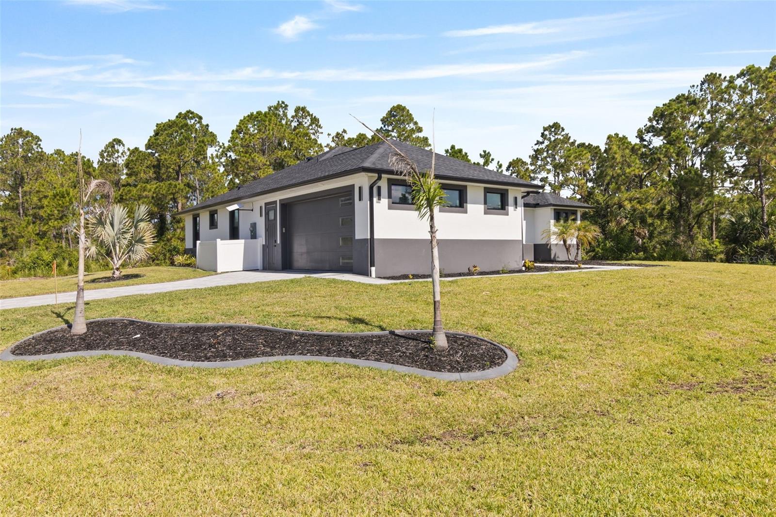 2385 Ecker Ter Property Photo 3