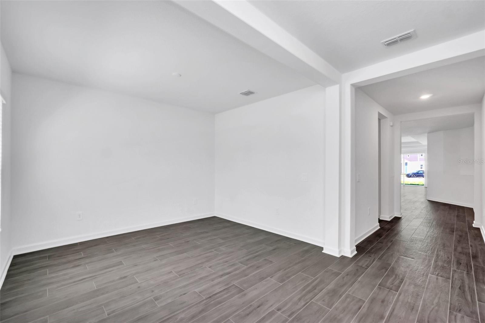 5768 Stephens Rd Property Photo 3