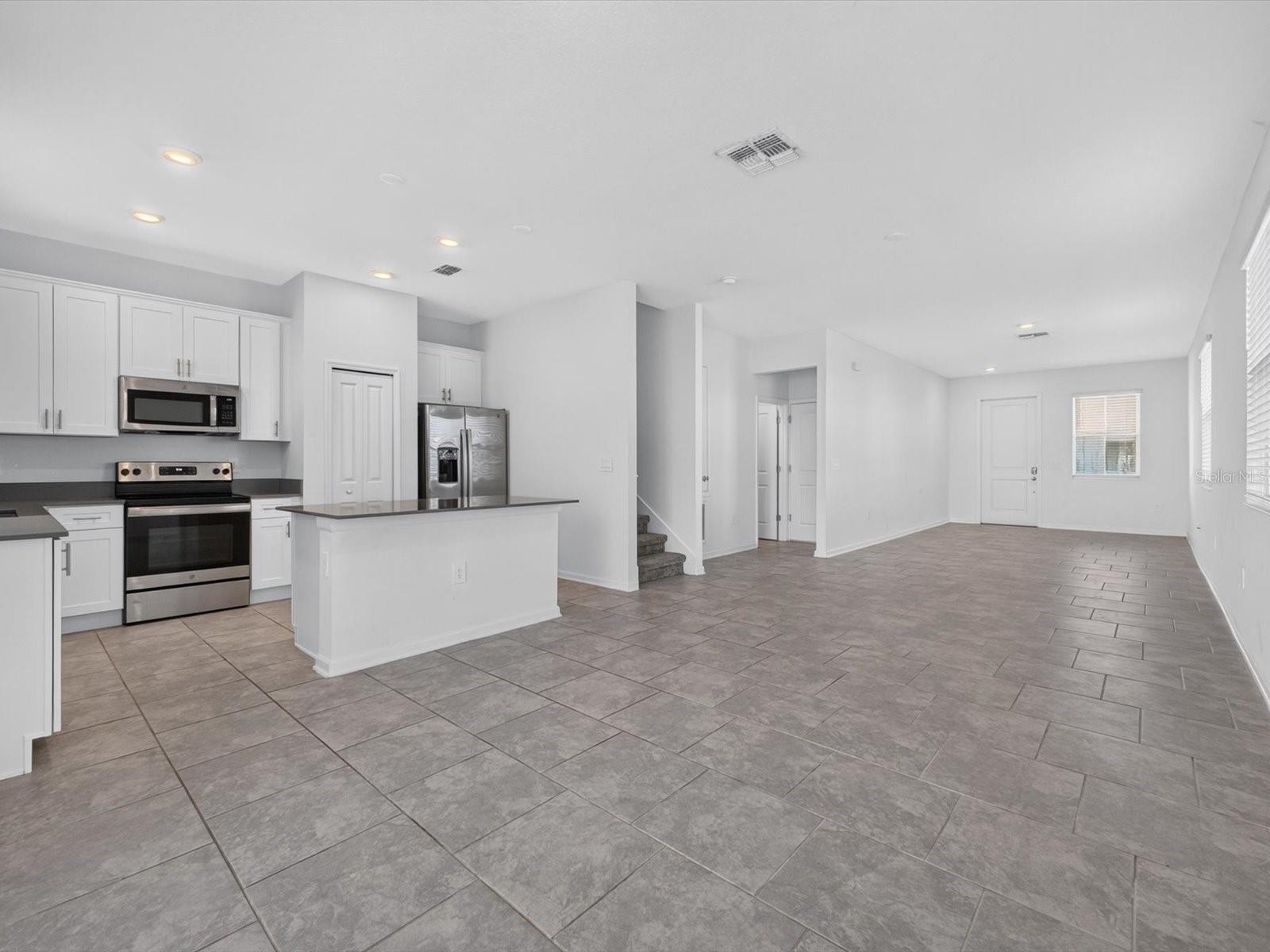 2413 Brook Marsh Loop Property Photo 8