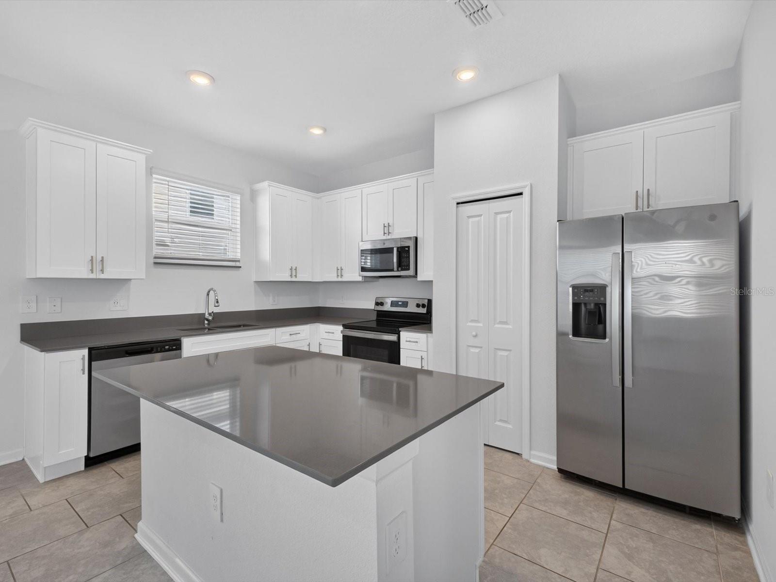 2413 Brook Marsh Loop Property Photo 10