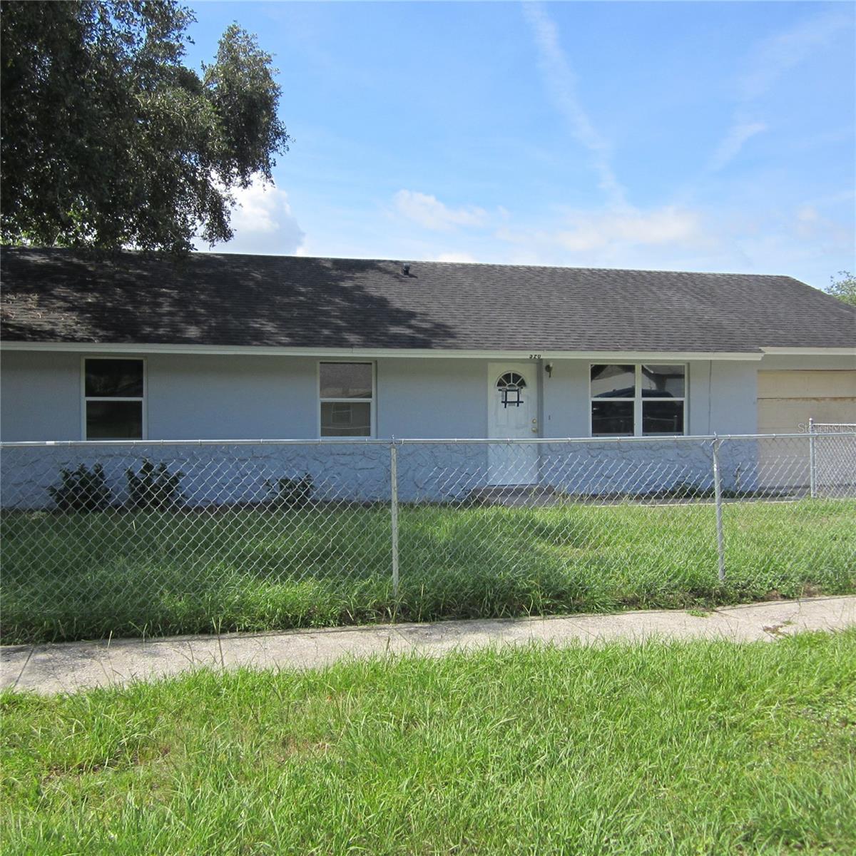 520 W ELLA J GILMORE ST