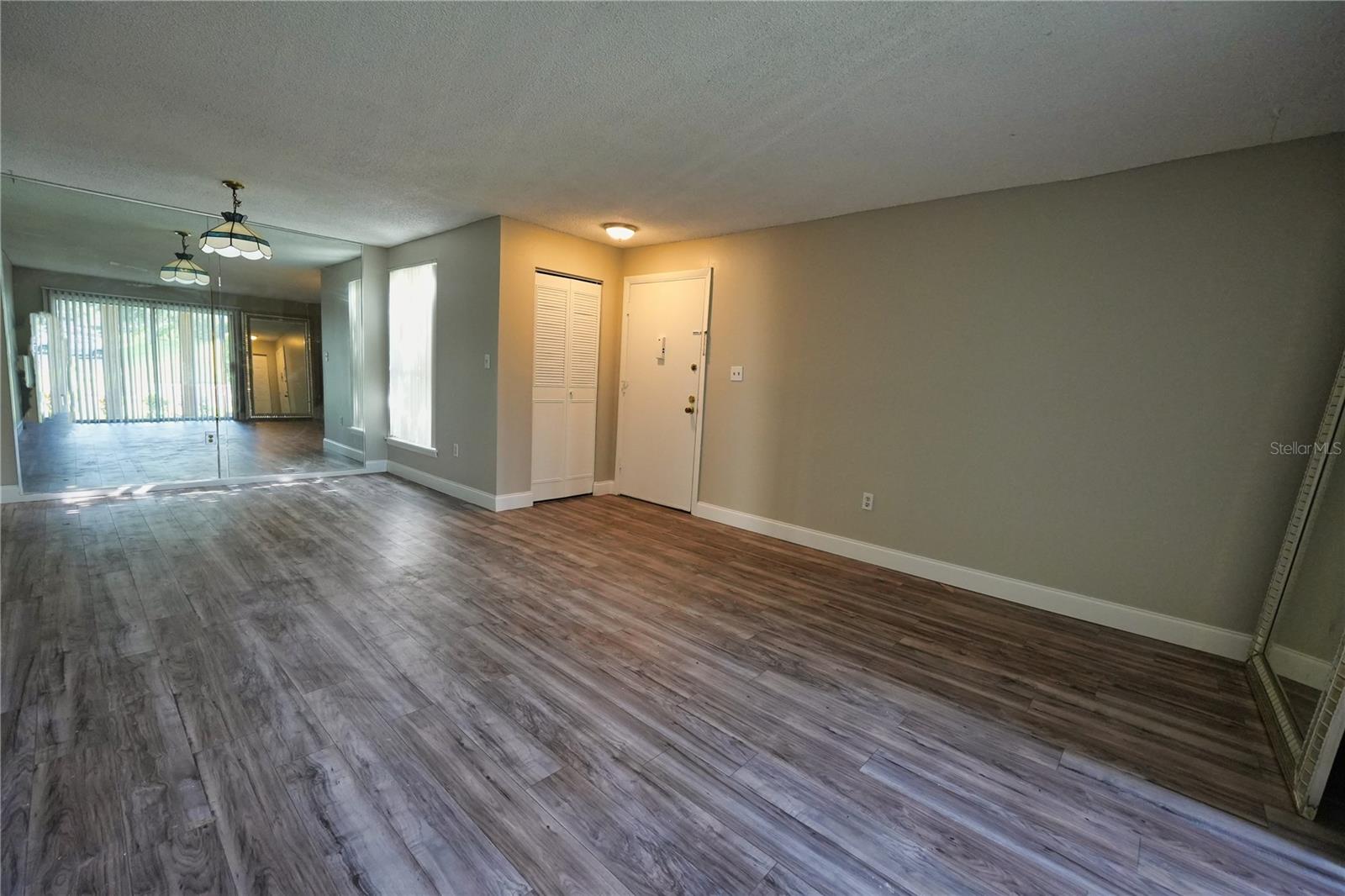 512 Orange Dr #20 Property Photo 6
