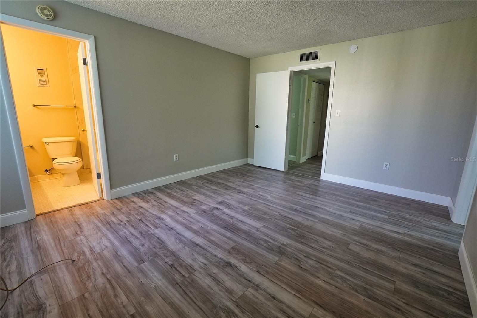 512 Orange Dr #20 Property Photo 15