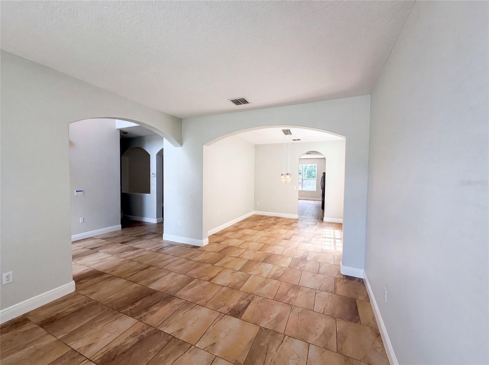 12706 Grovehurst Ave Property Photo 29