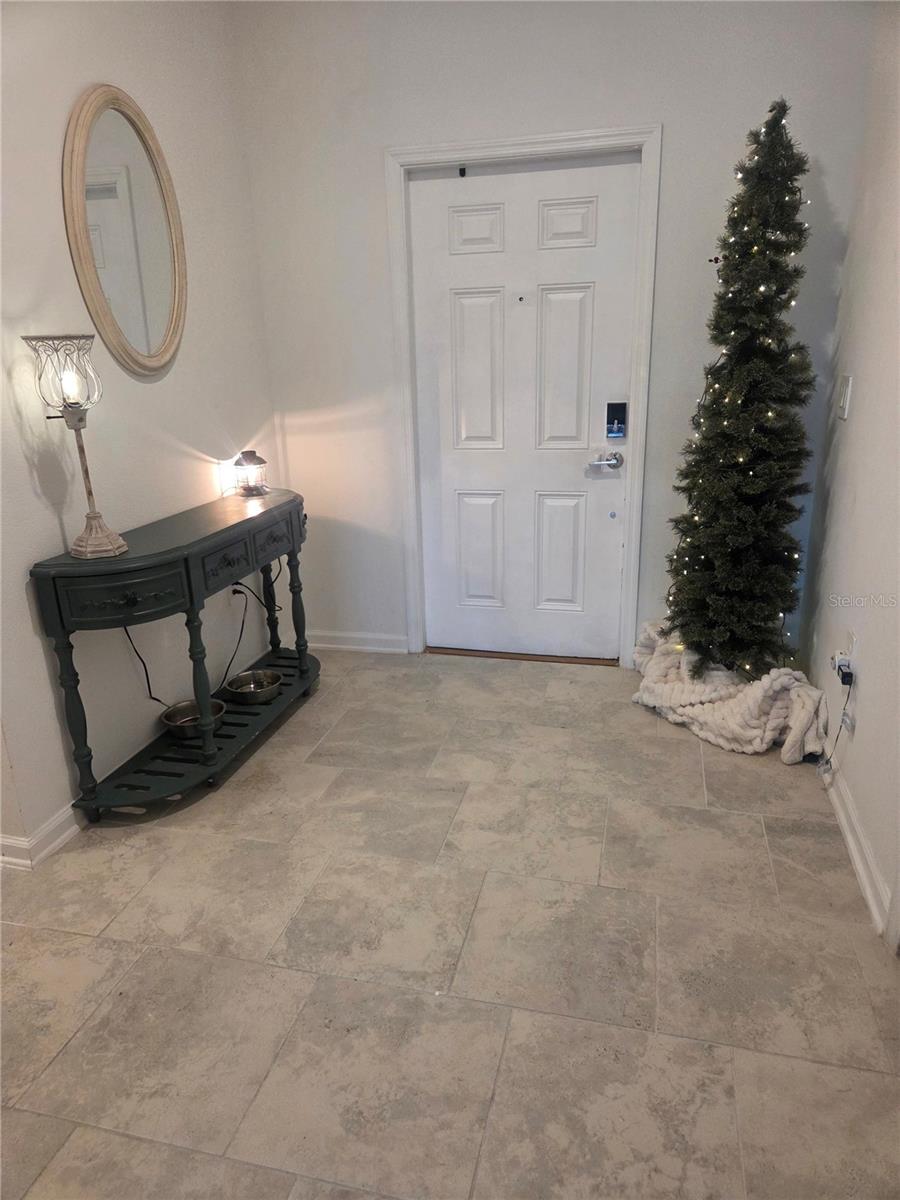 O6424017 Property Photo 4