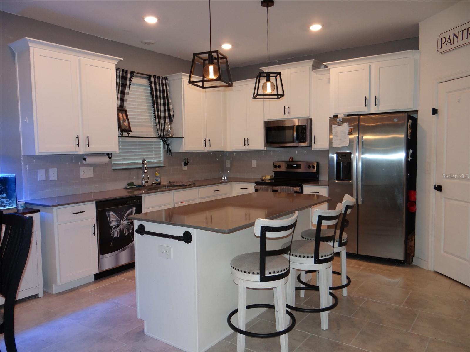 O6424017 Property Photo 9