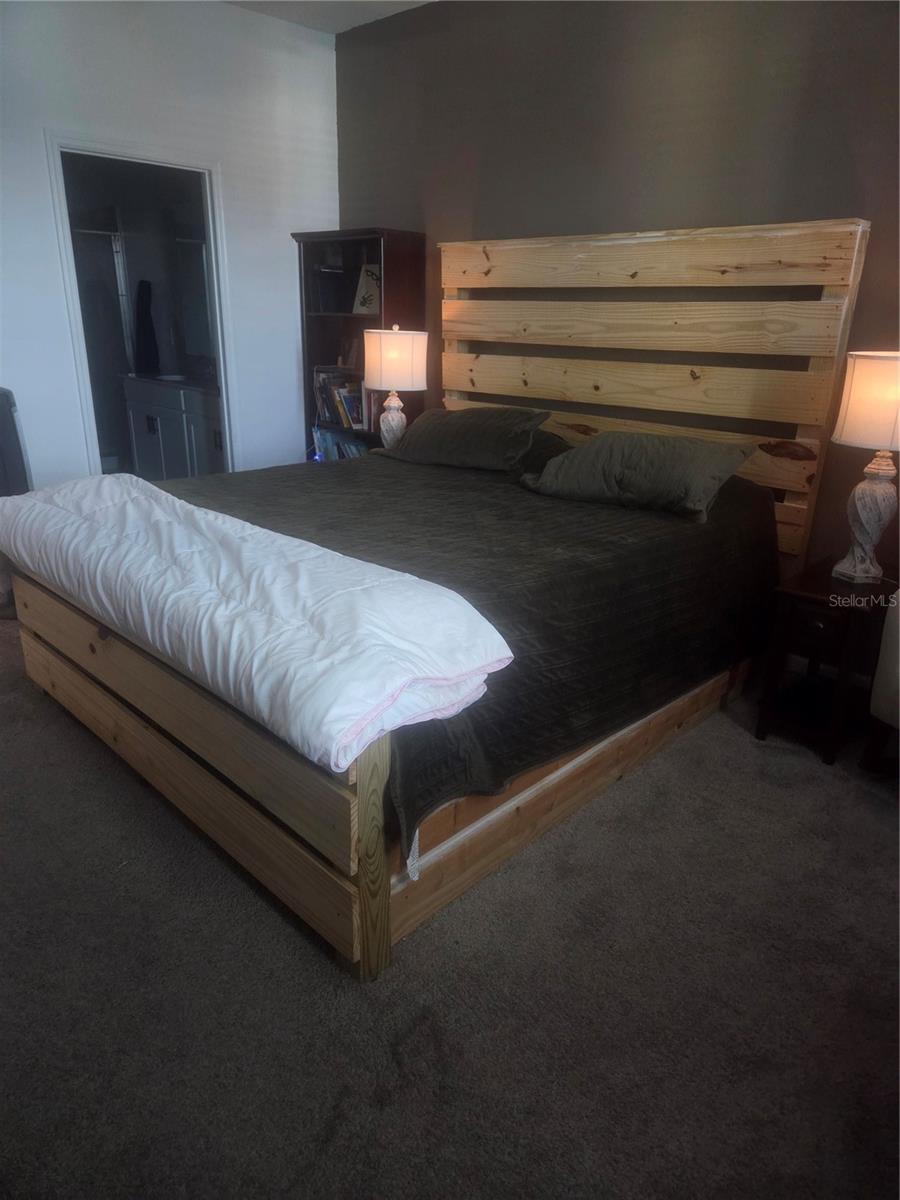 O6424017 Property Photo 15