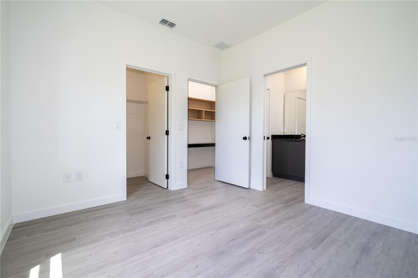 3245 Tranquil Trl Property Photo 17