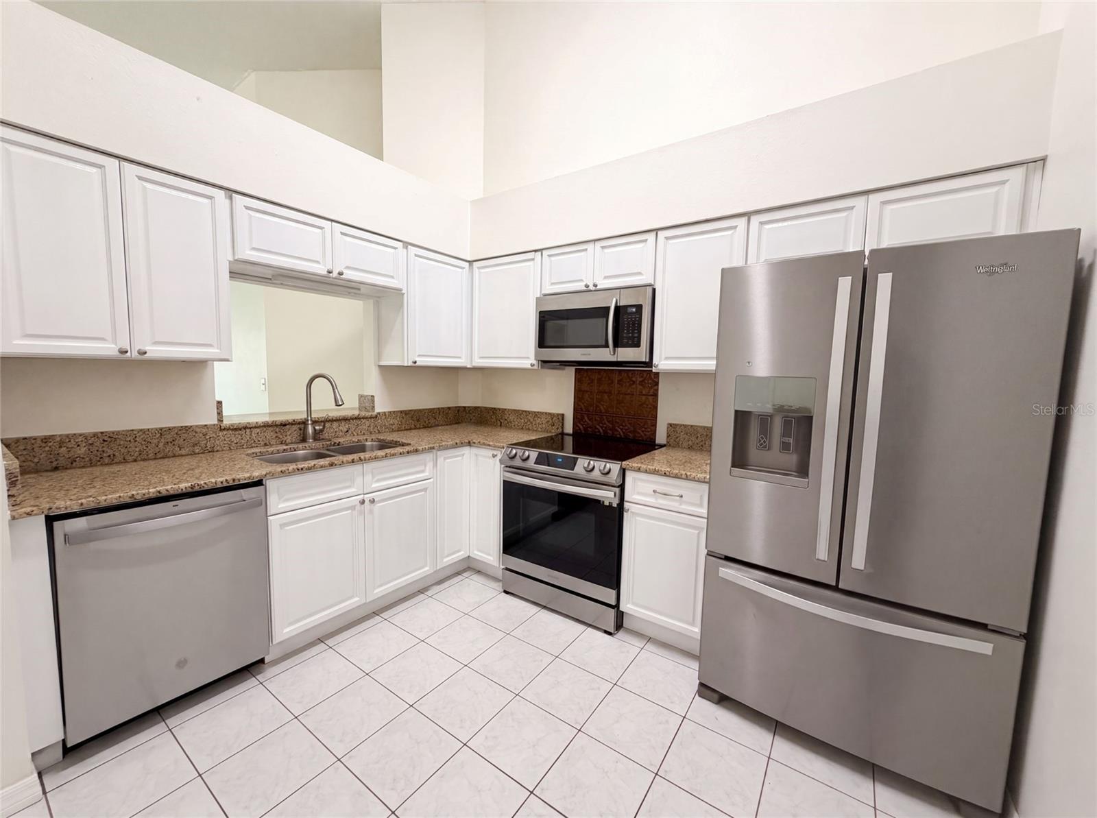 11648 Hidden Hollow Cir Property Photo 2