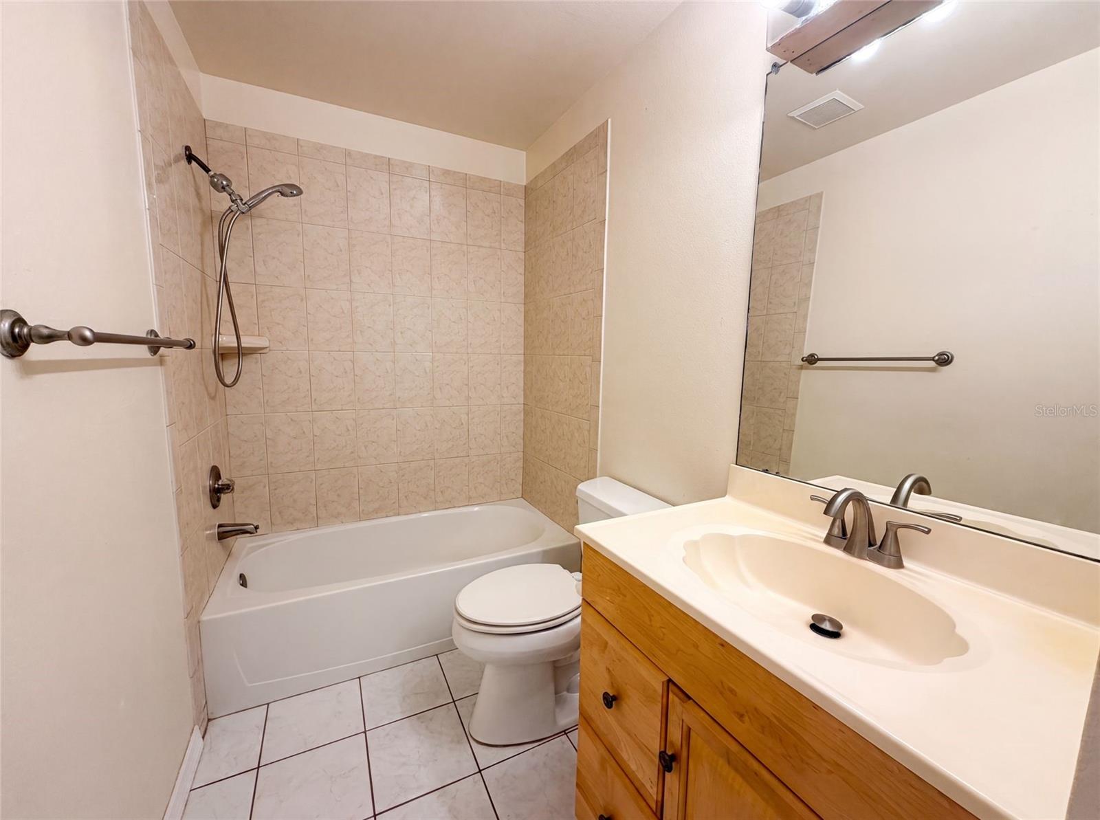 11648 Hidden Hollow Cir Property Photo 8