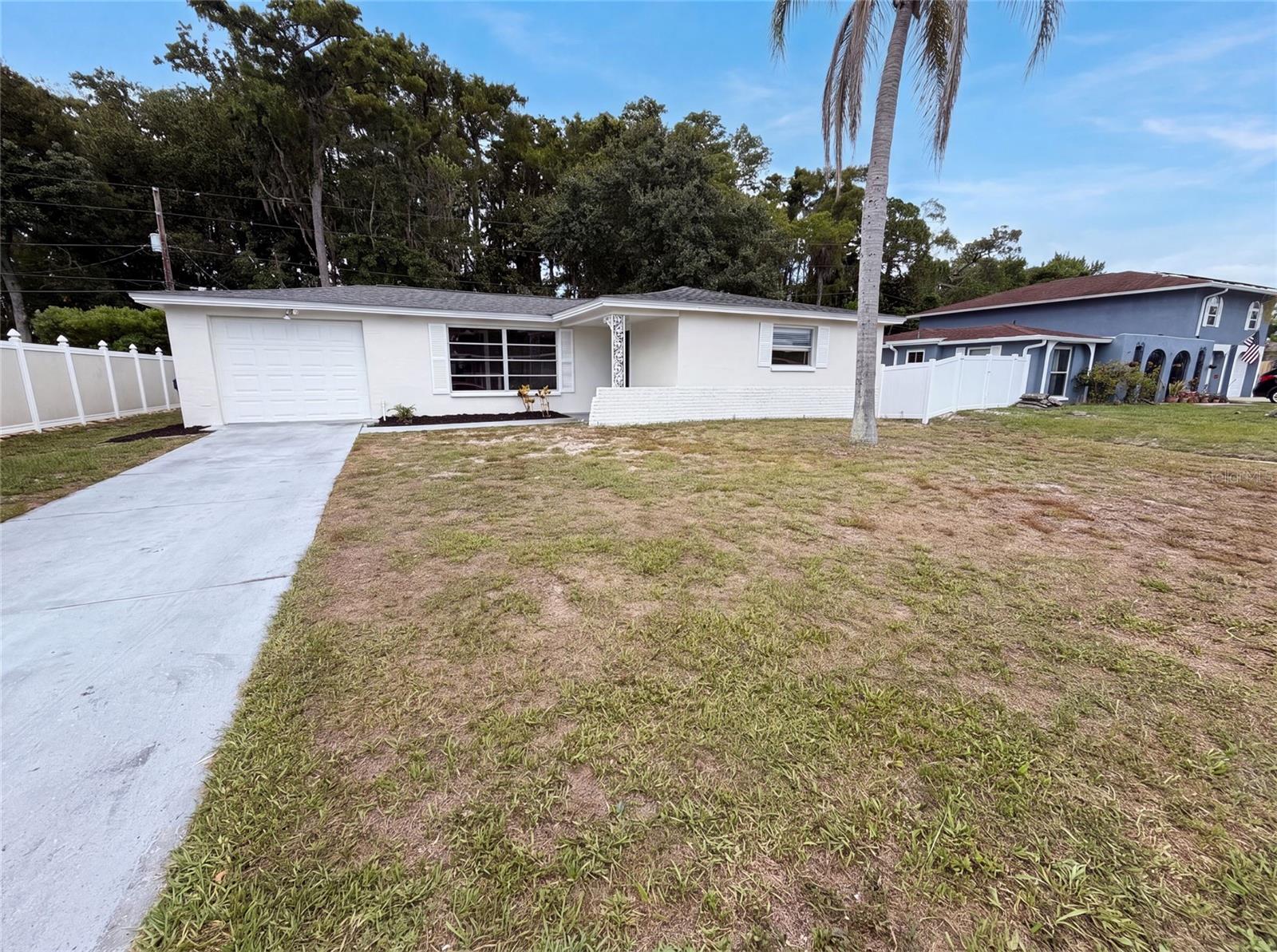 3400 BAINBRIDGE DR Property Photo 1