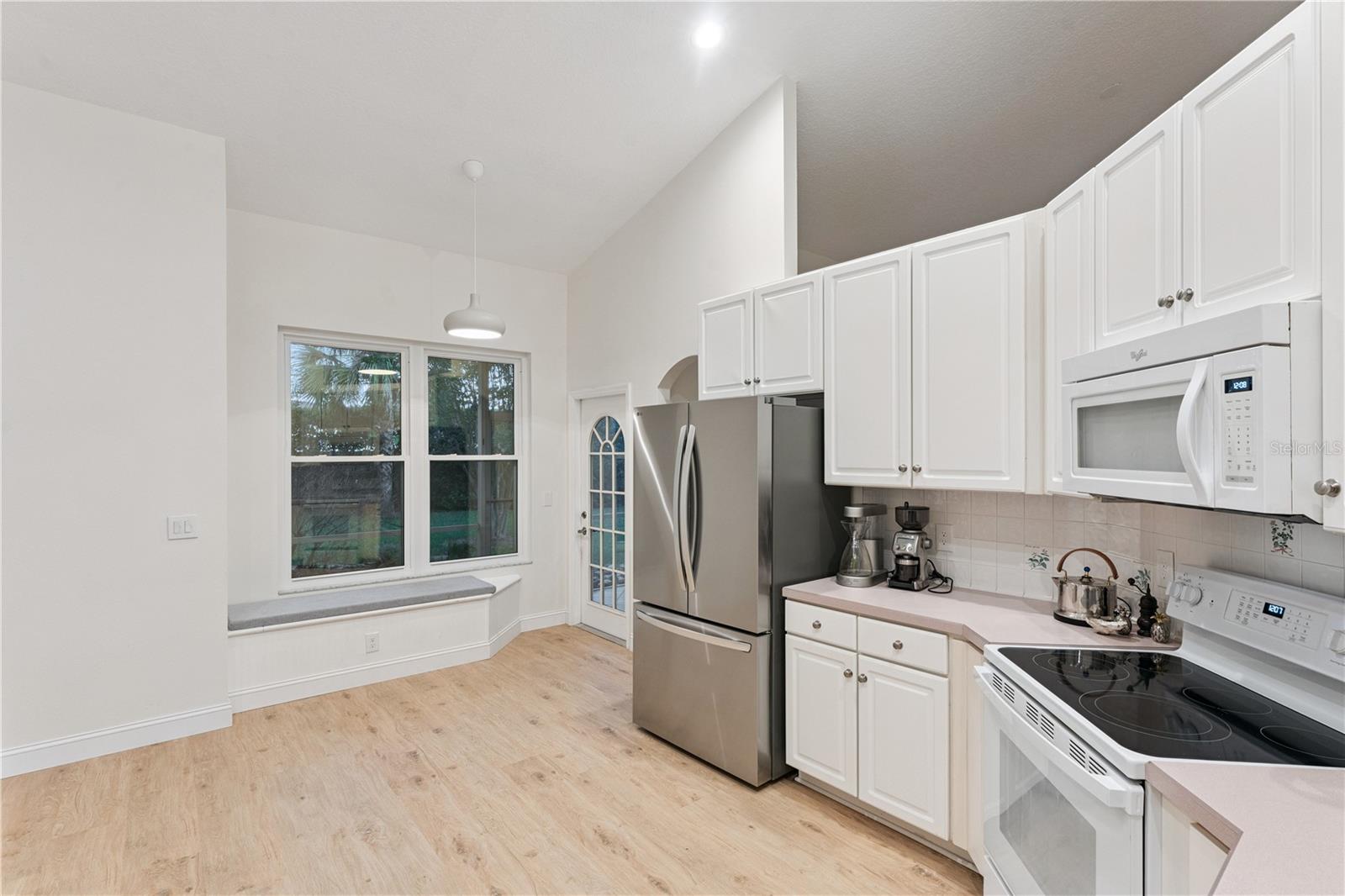 14962 Faversham Cir Property Photo 12