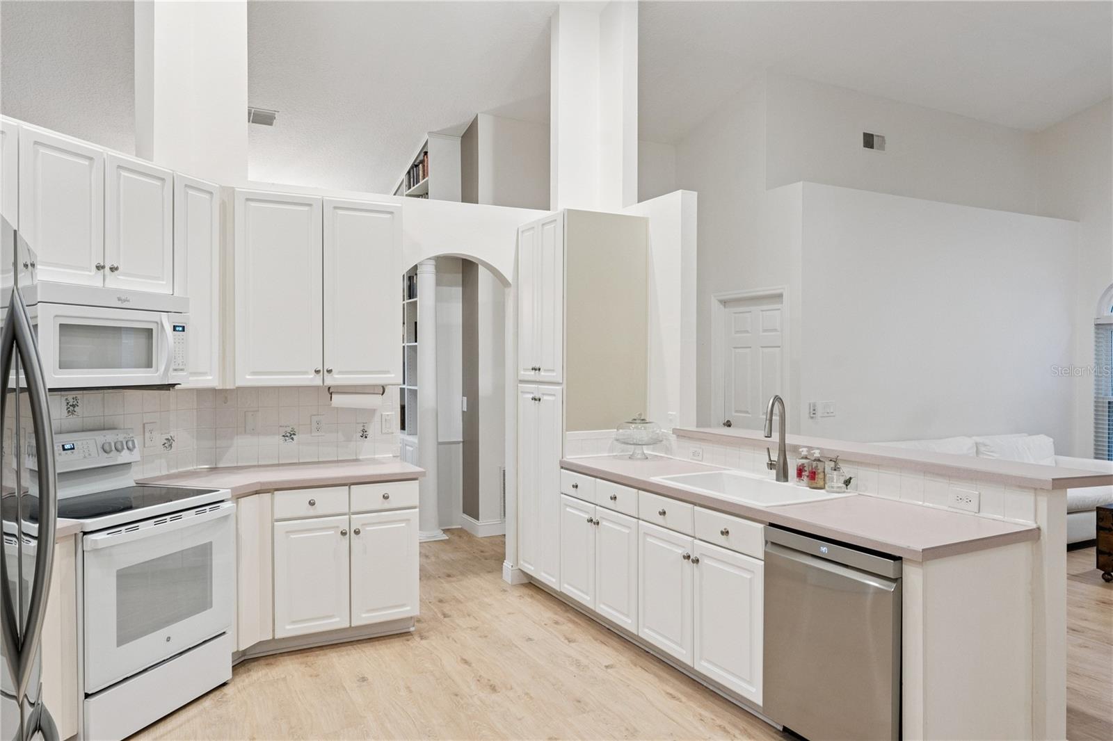 14962 Faversham Cir Property Photo 13