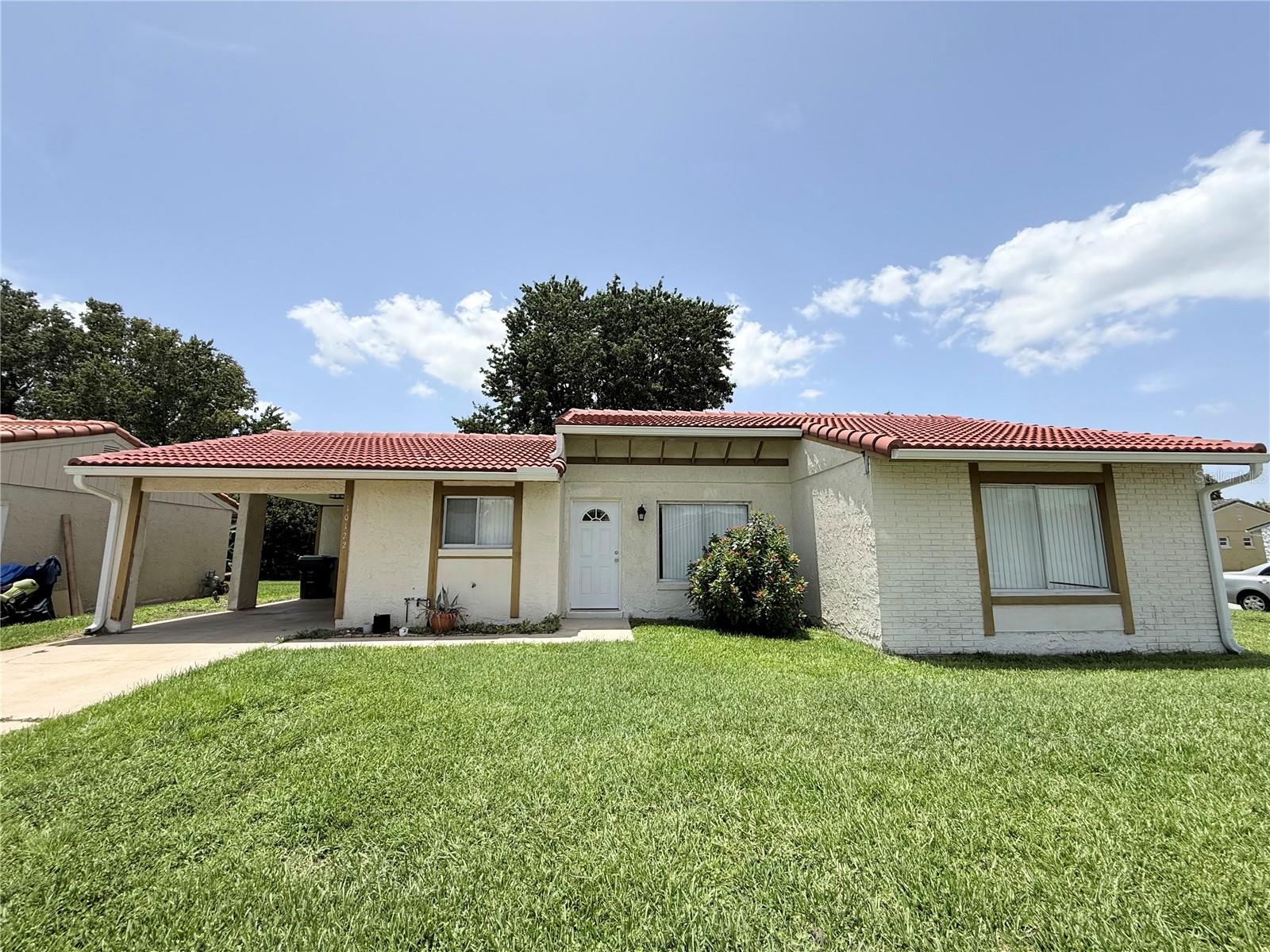 10122 Mason Dixon Cir Property Photo 2