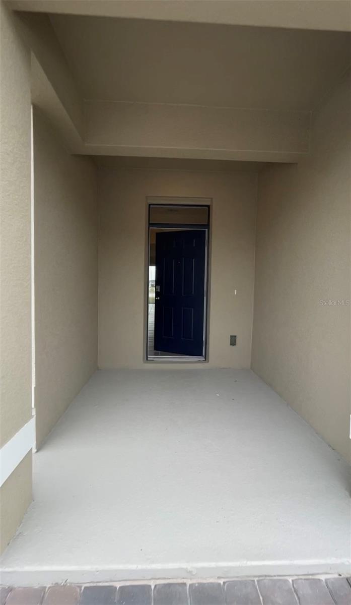 1371 Isleta Loop Property Photo 3