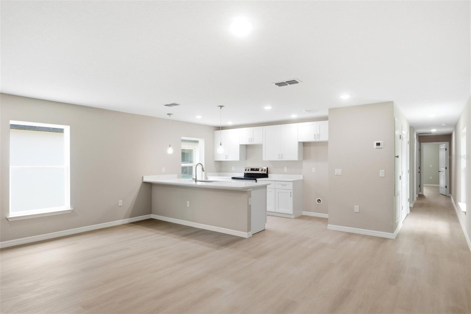 2107 Suanee Ave #200 Property Photo 2