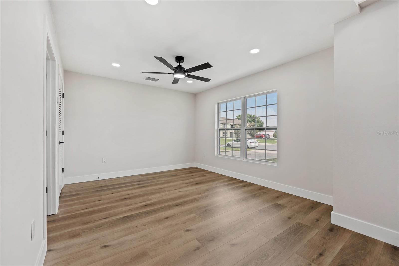 2960 White Magnolia Loop Property Photo 6