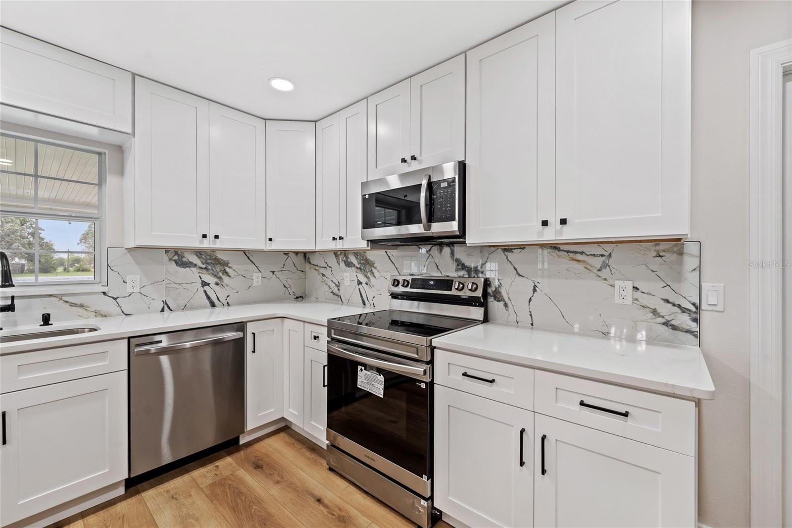 2960 White Magnolia Loop Property Photo 17