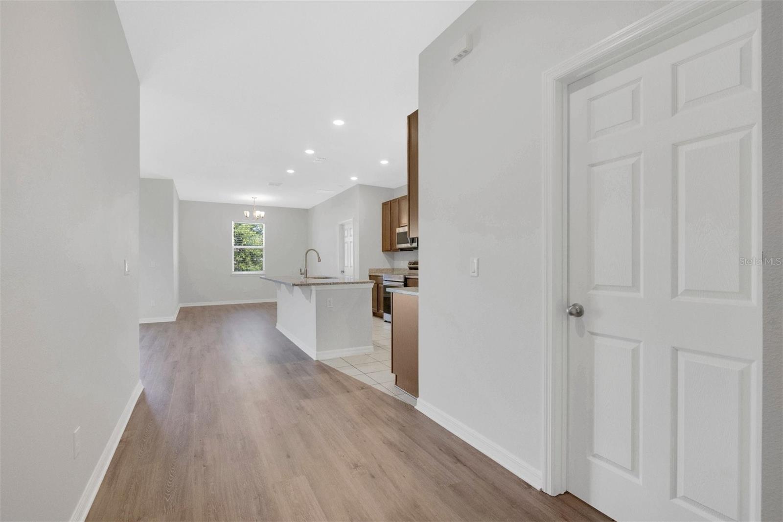 3526 Forster Ave Property Photo 5