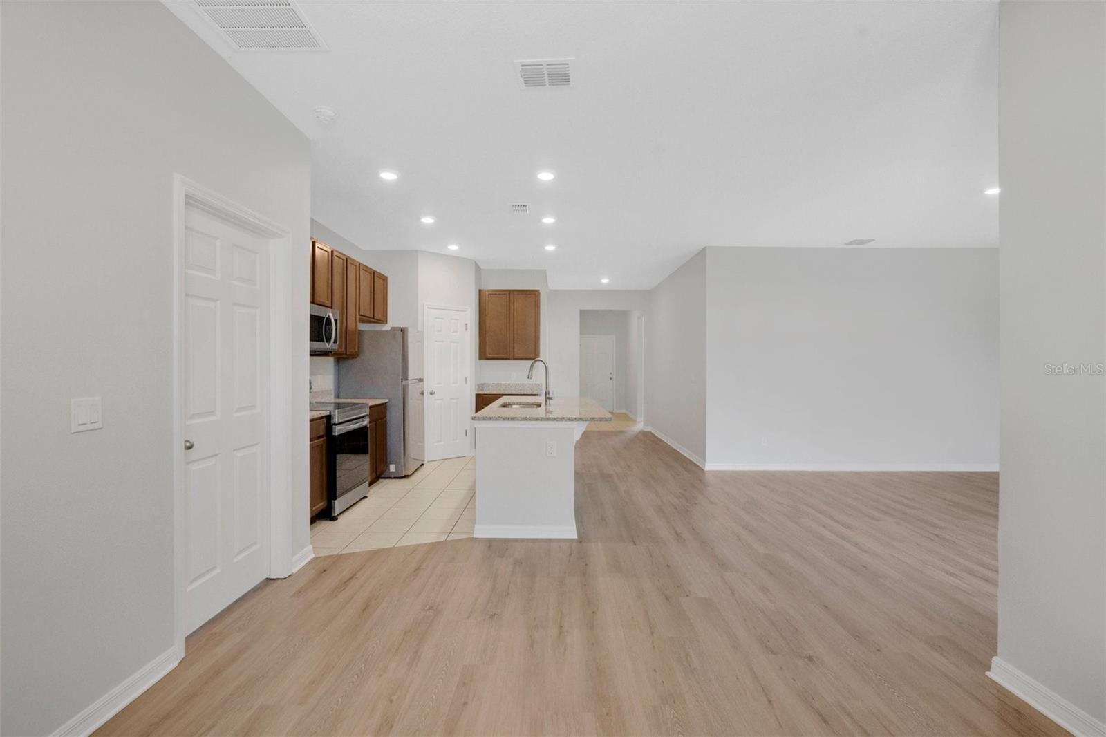 3526 Forster Ave Property Photo 11