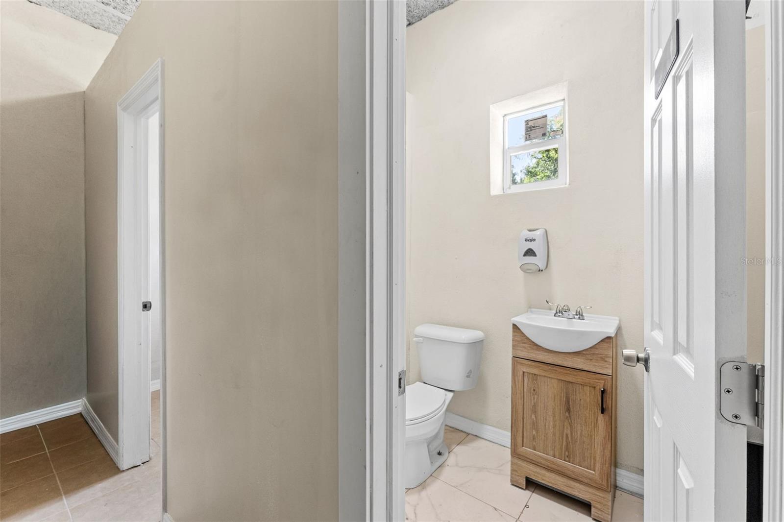 5220 Old Winter Garden Rd Property Photo 10