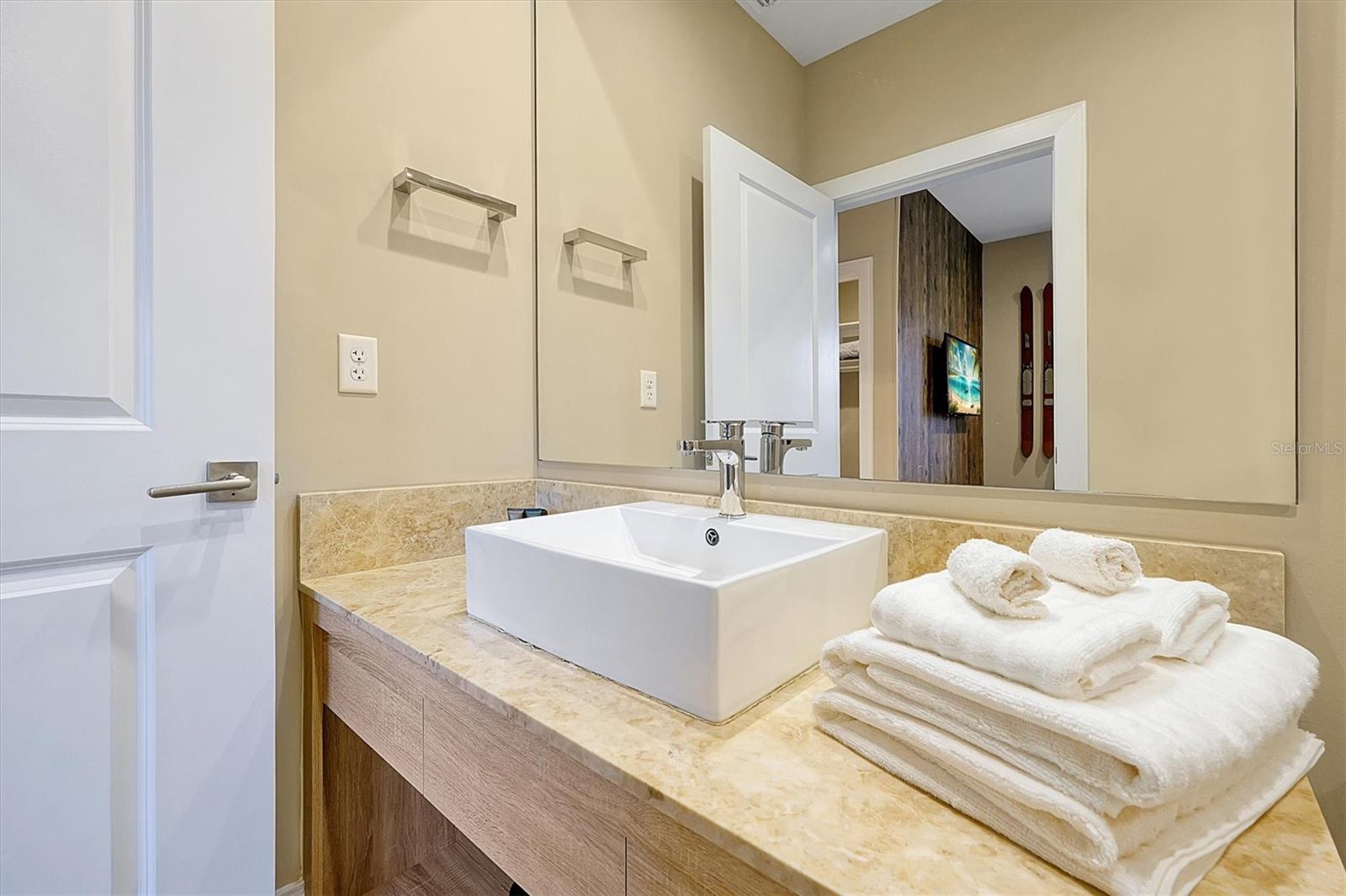 3061 Rockefeller Way Property Photo 46