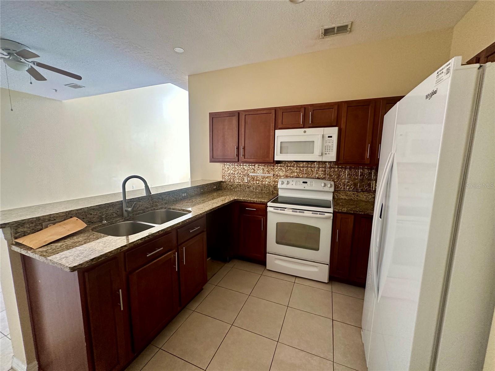 6112 Chapledale Dr Property Photo 10
