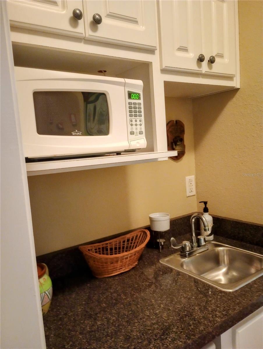 O6424202 Property Photo 11
