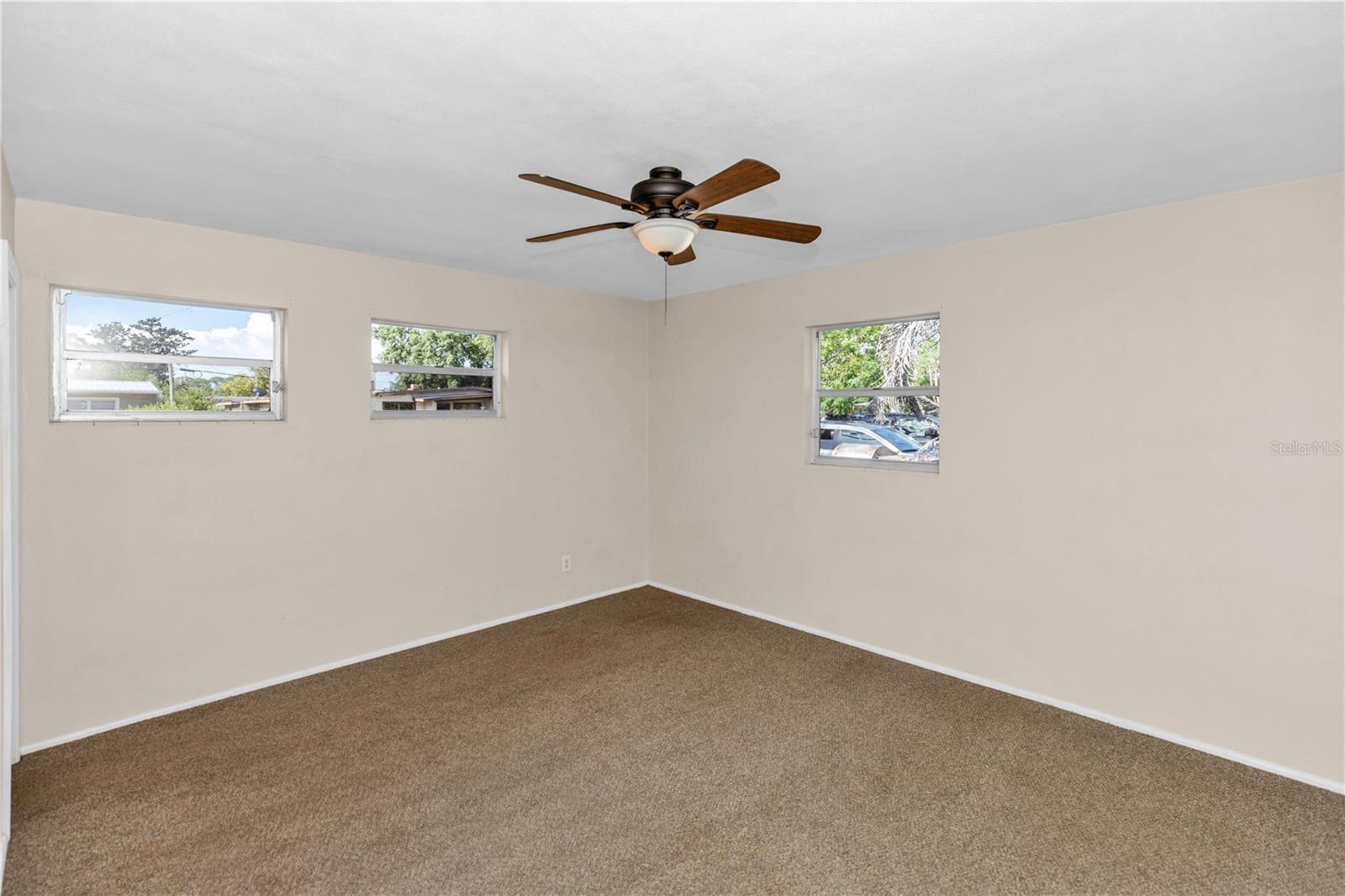 1106 Myrtle Ln Property Photo 13