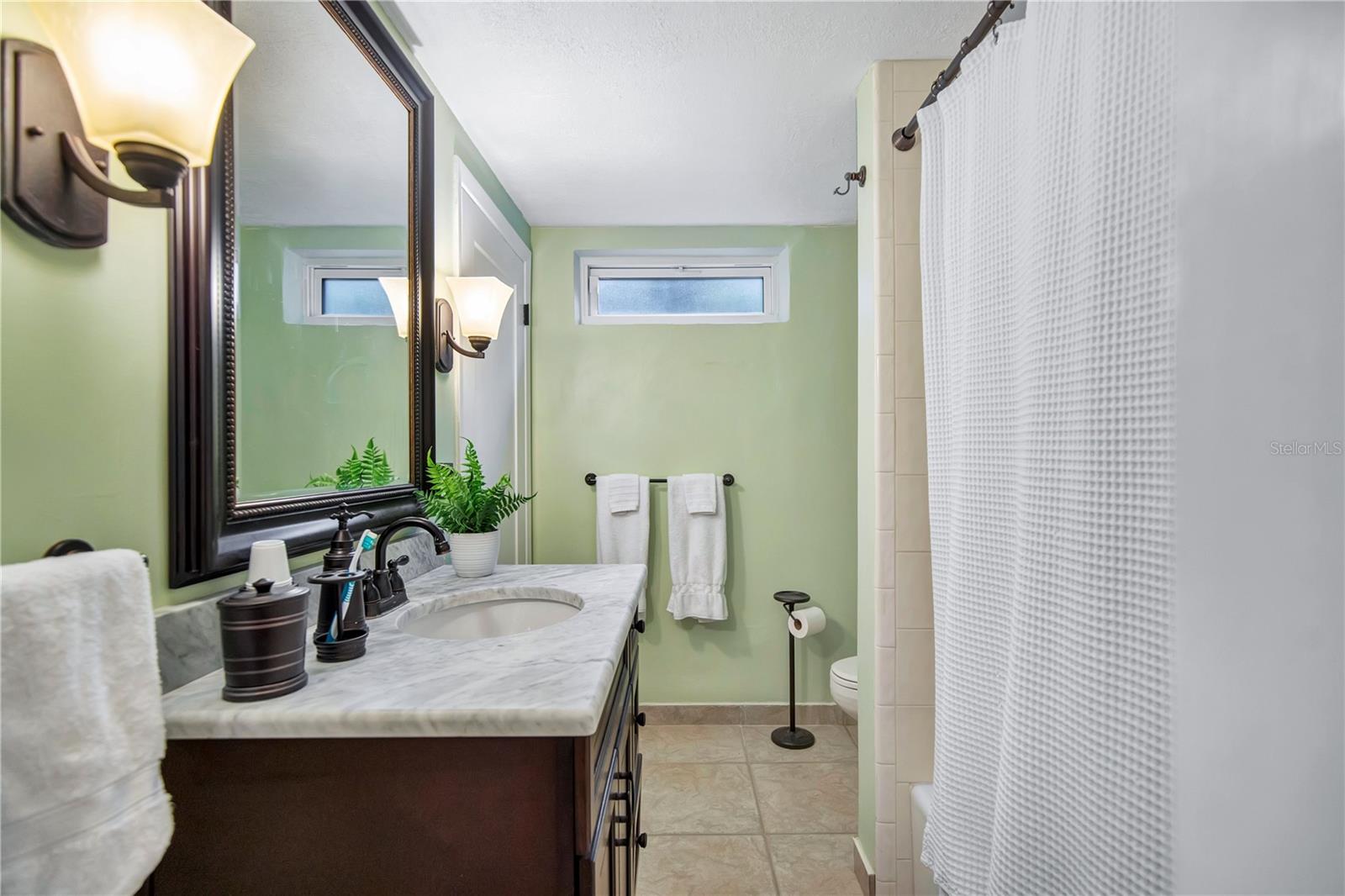 800 Gatlin Ave Property Photo 28