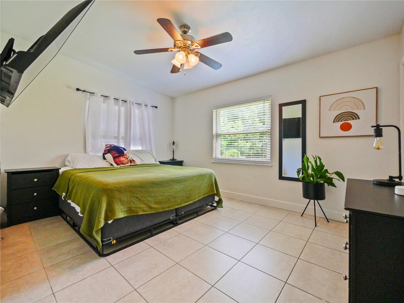 1006 Beatrice Dr Property Photo 10