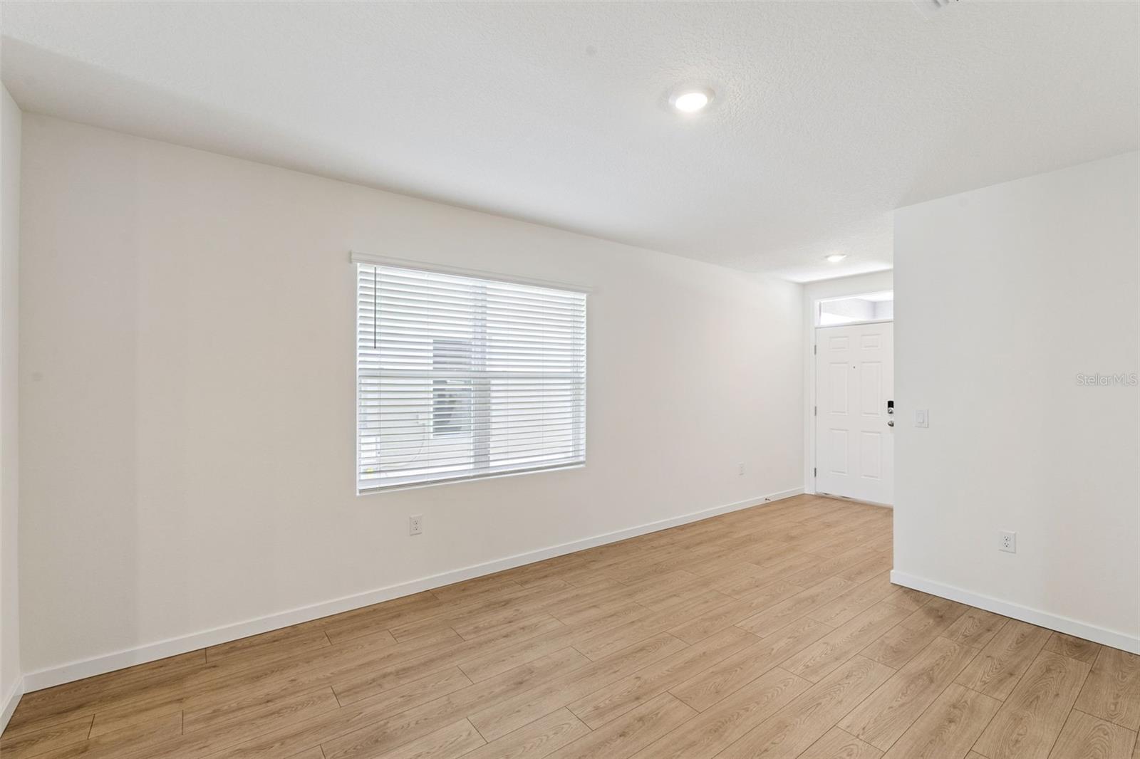 3029 Grey Moss Dr Property Photo 4