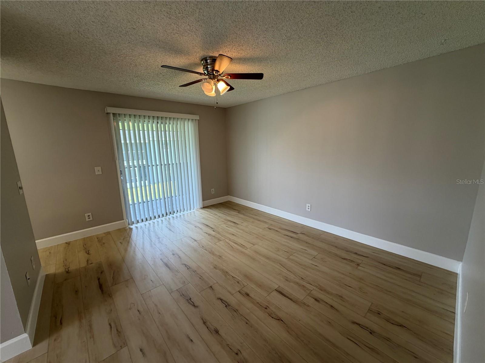4160 Pershing Pointe Pl #3 Property Photo 2
