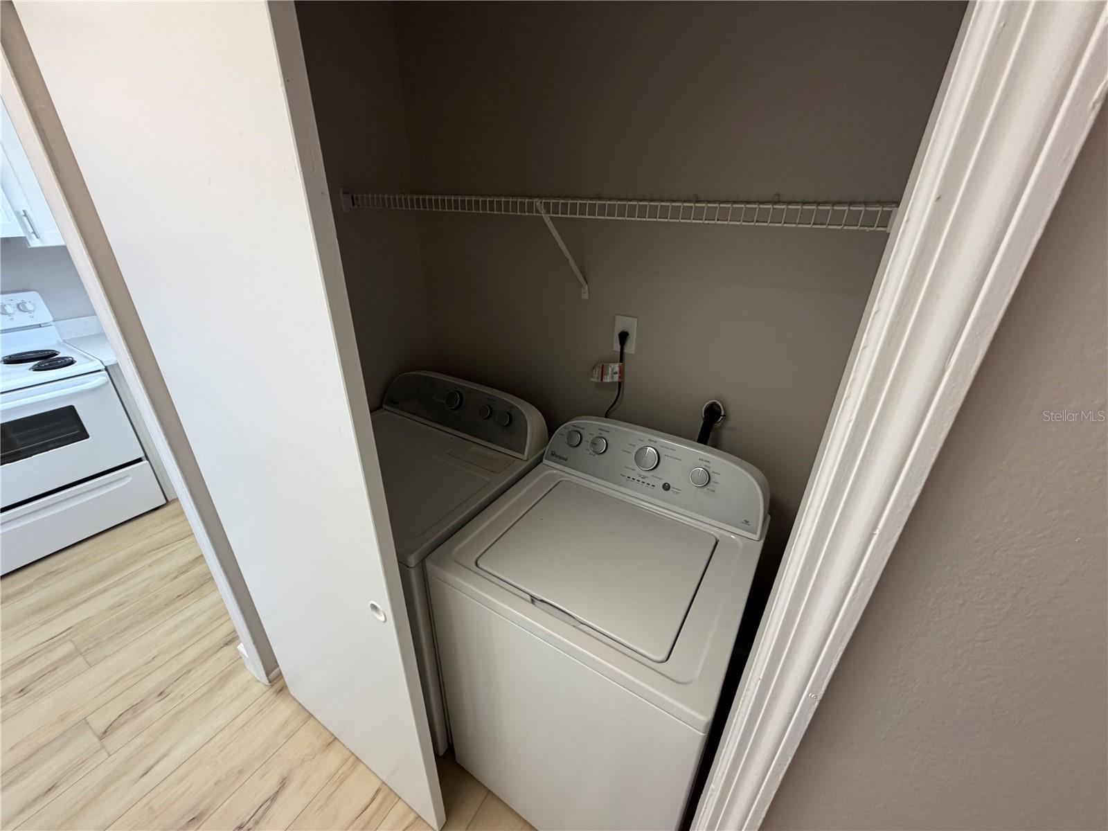 4160 Pershing Pointe Pl #3 Property Photo 8