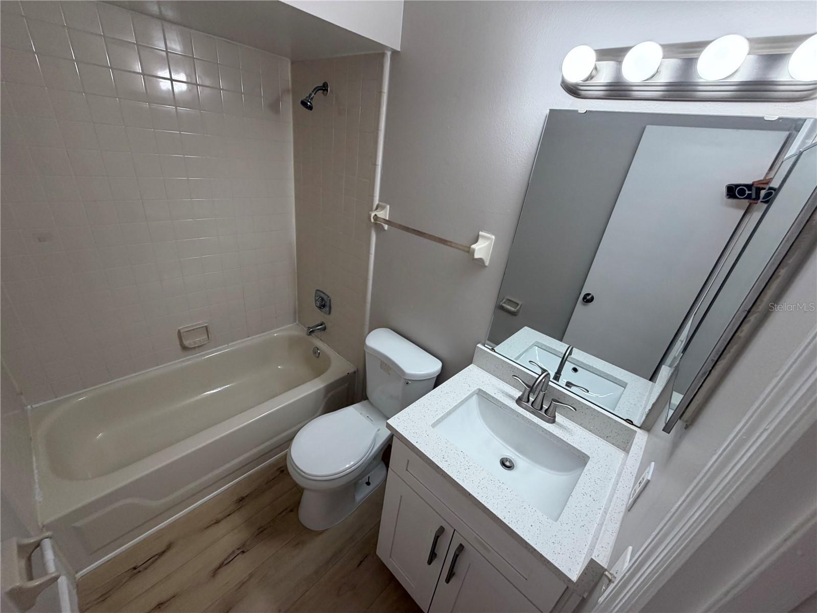 4160 Pershing Pointe Pl #3 Property Photo 10