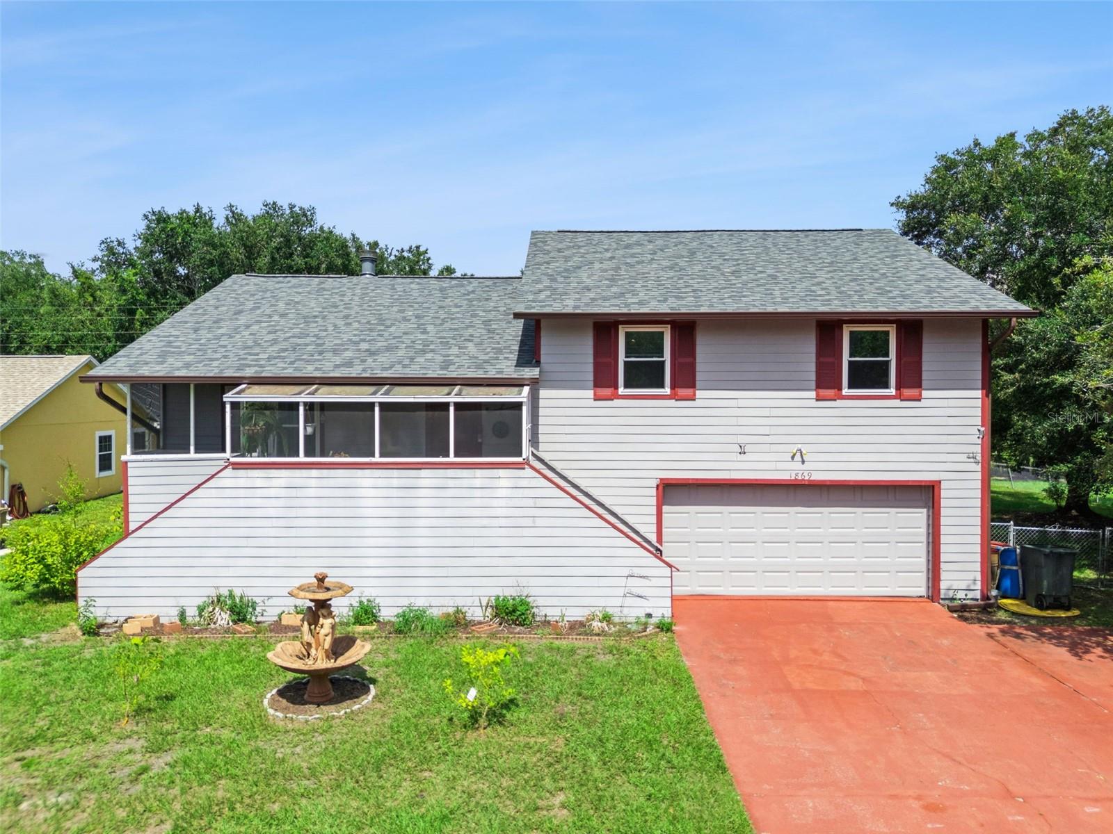 1869 Kings Point Blvd Property Photo 1