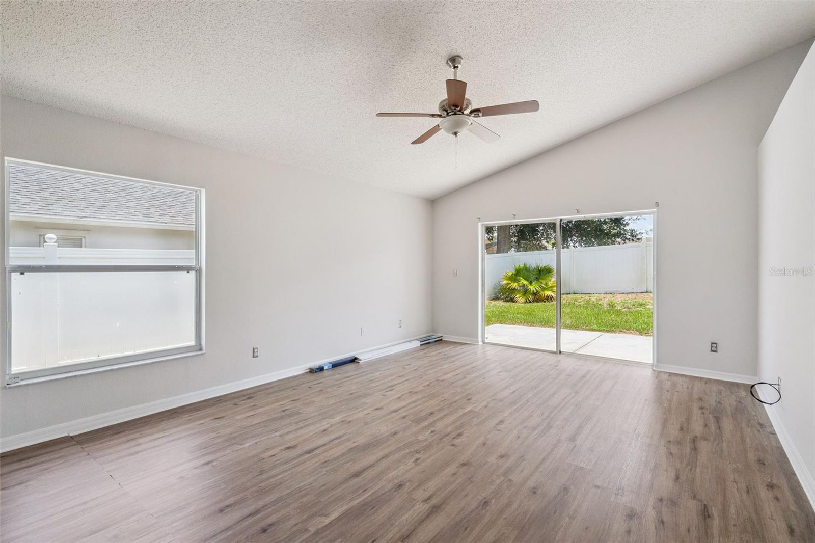 622 Delancey Dr Property Photo 4