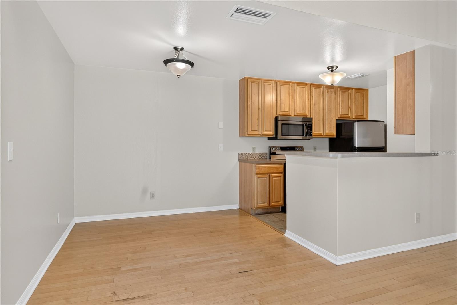 6088 Westgate Dr #203 Property Photo 15